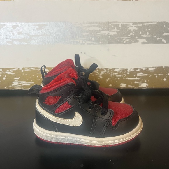 Jordan Retro - Picture 2 of 8